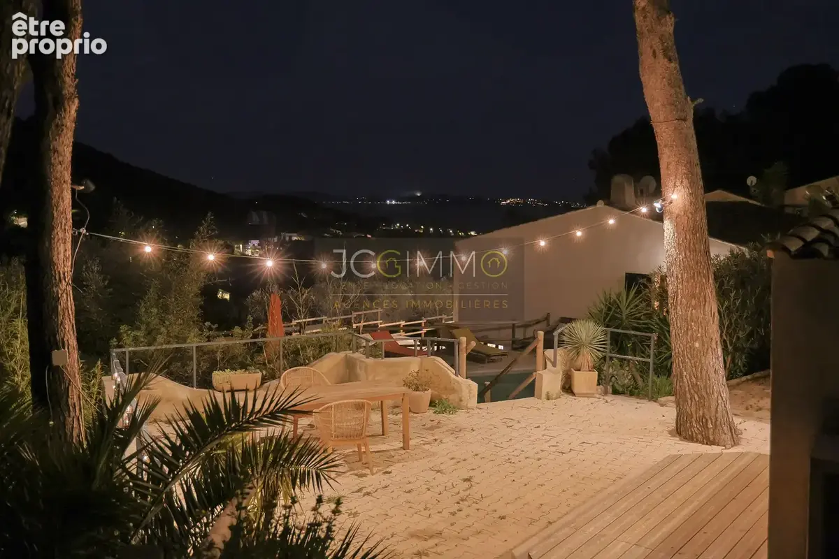 Carqueirane - villa t6 183 m2 vue mer dominante et panoramique avec studio - photo 46