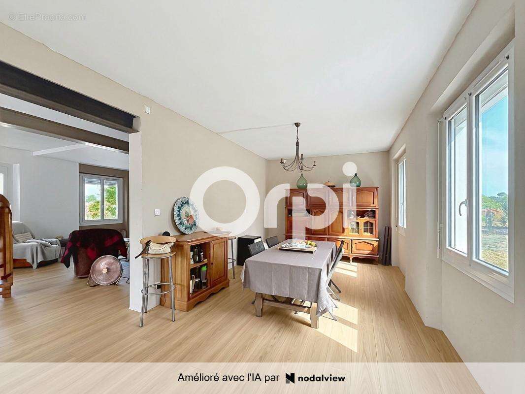  Coup de cœur assuré – Maison de charme sur les hauteurs de Marsac - photo 5