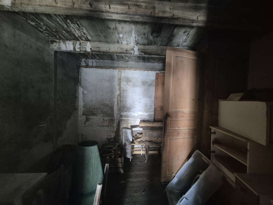 Maison à VEYRE-MONTON