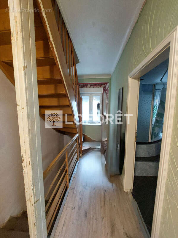 Maison à AUDUN-LE-TICHE