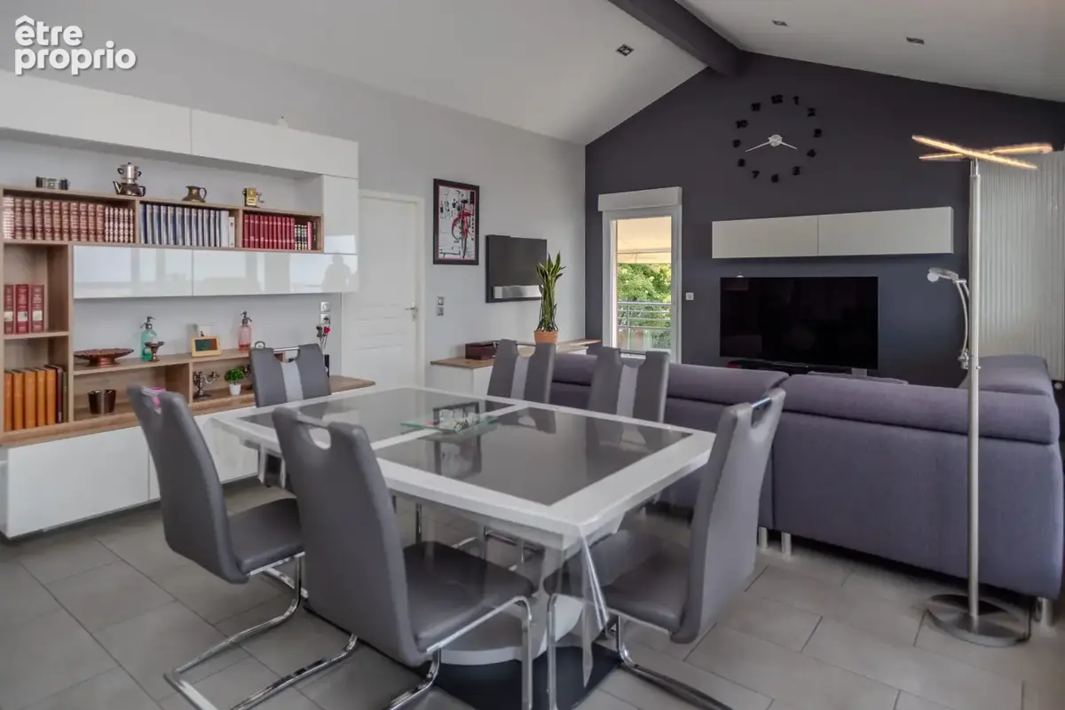 Appartement 94 m² à Evian-Les-Bains  - photo 8