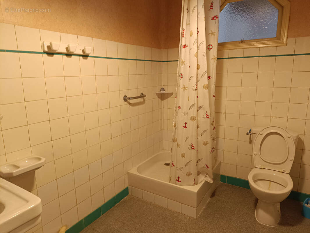 Maison à ROQUEMAURE