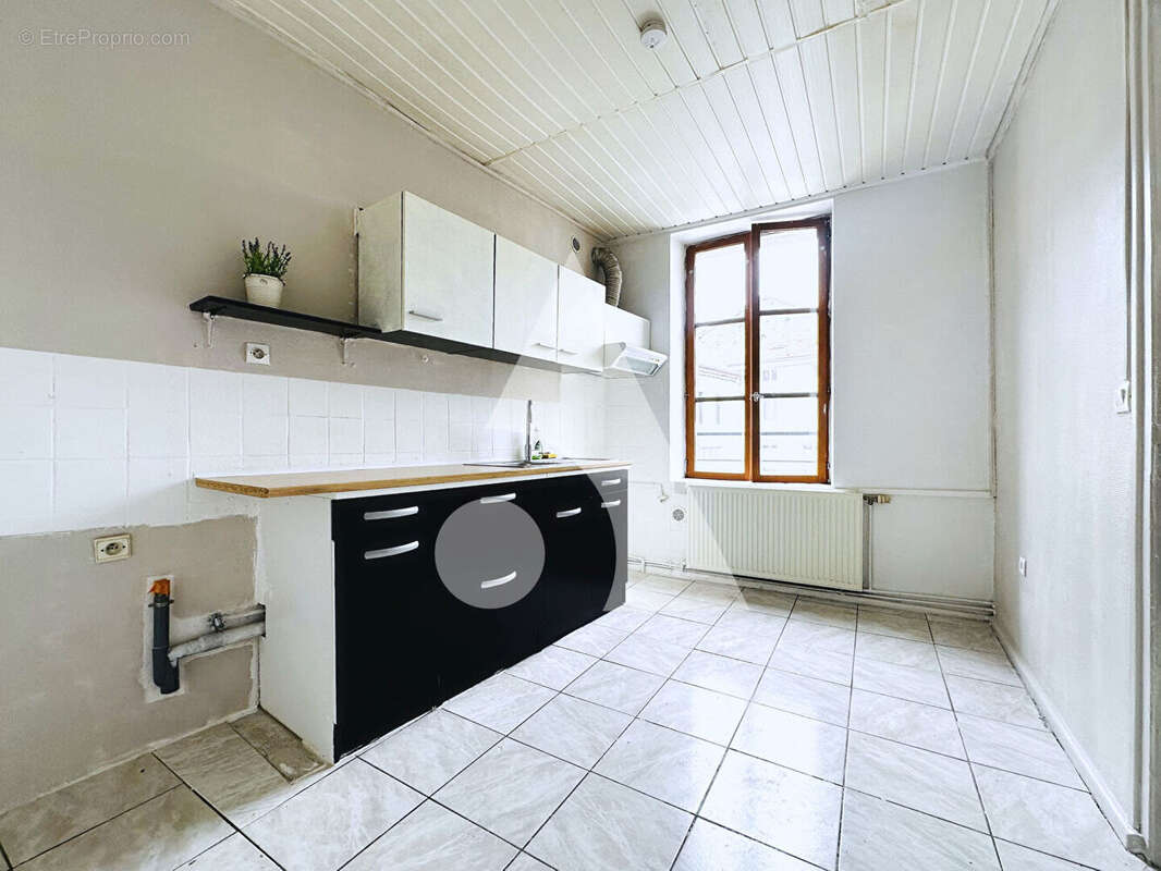 Appartement à POMPEY