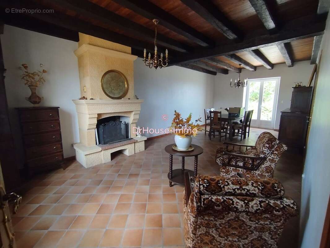 Maison 130 m² à Beauregard-De-Terrasson  - photo 2