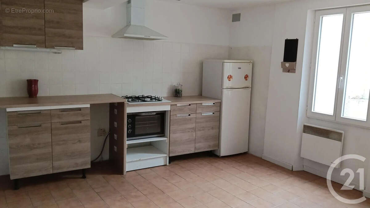 Maison 71 m² à Graulhet  - photo 3
