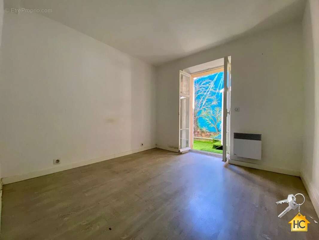 Appartement à LE CANNET