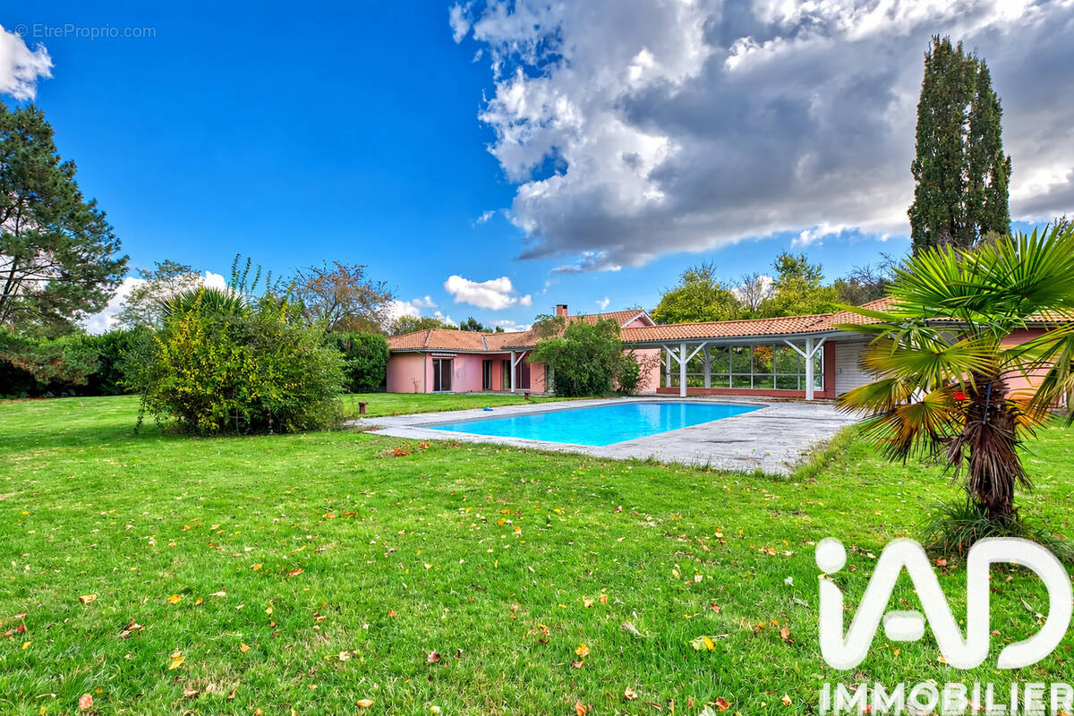 Photo 1 - Maison à MERIGNAC