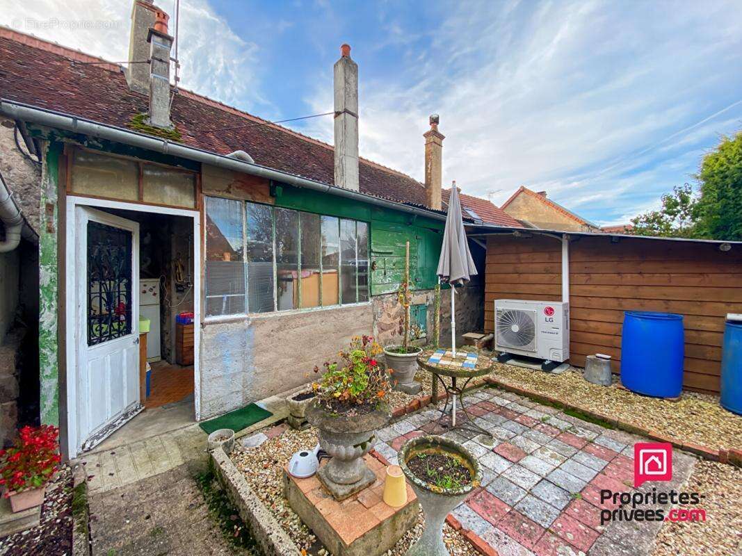 Maison à CUSSY-LES-FORGES