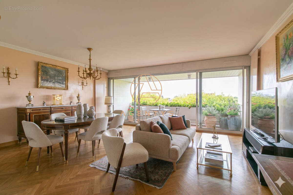 Appartement à SAINT-MAUR-DES-FOSSES