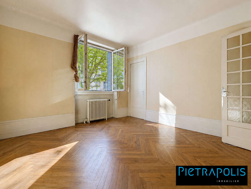 Appartement à LYON-6E