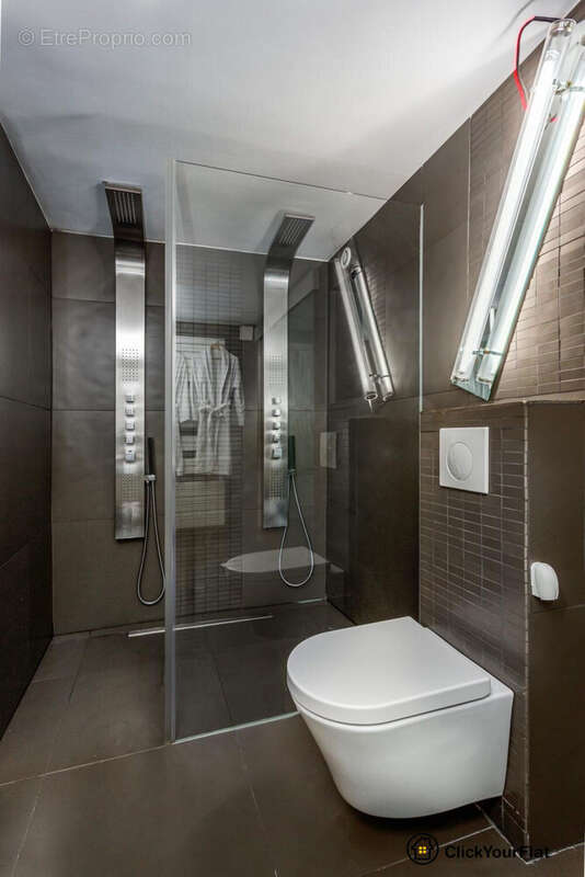 Commerce à PARIS-17E