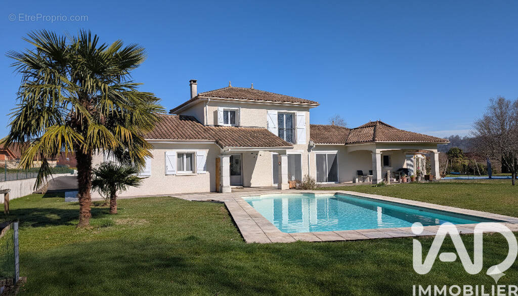 Photo 1 - Maison à GAN