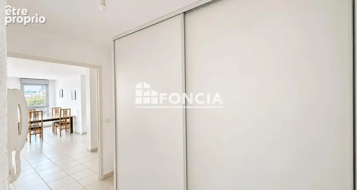À vendre – appartement t4 de 87,17 m² avec double garage et cave – villefranche-sur-saône - photo 3