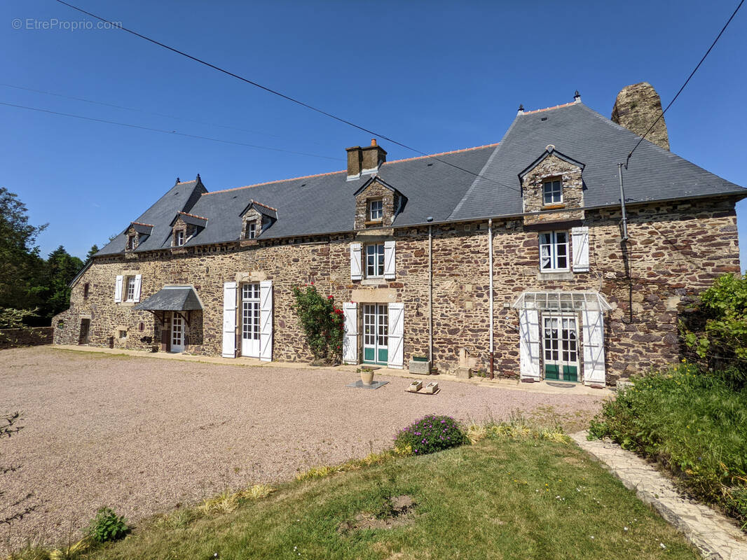 Maison à PAIMPONT