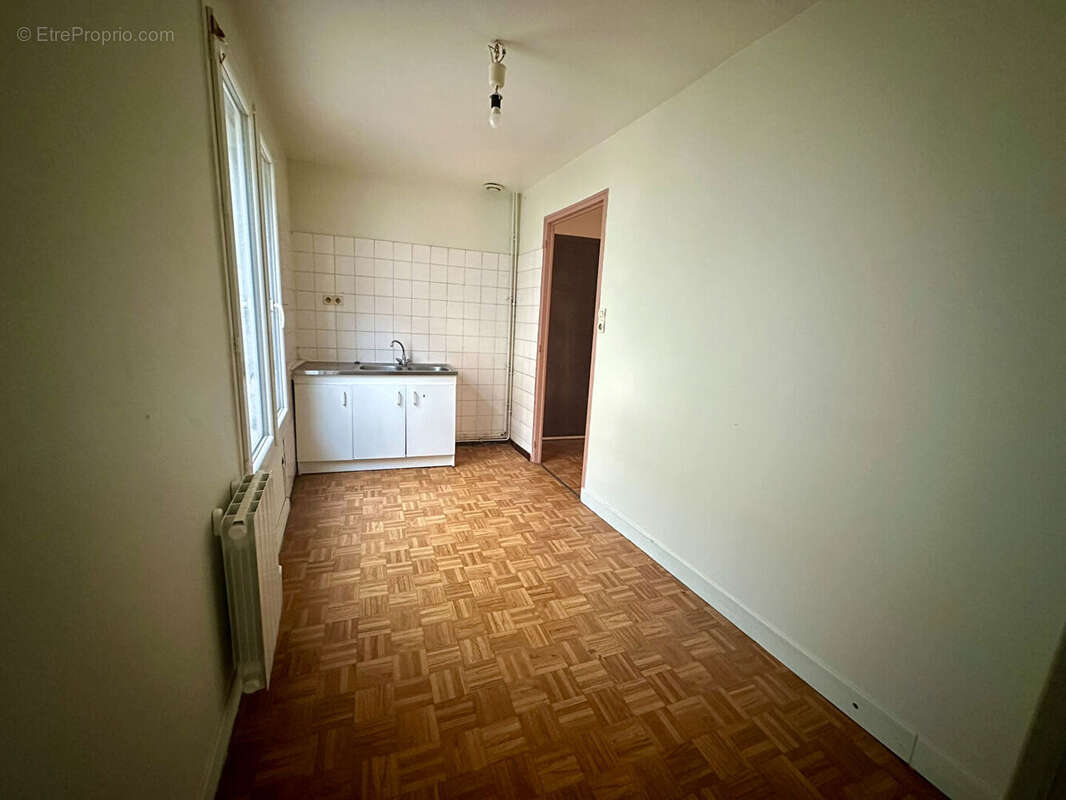 Appartement à MARLE
