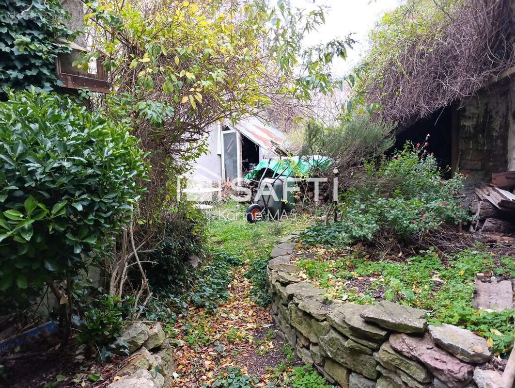 Photo 2 - Maison à MOUTHOUMET