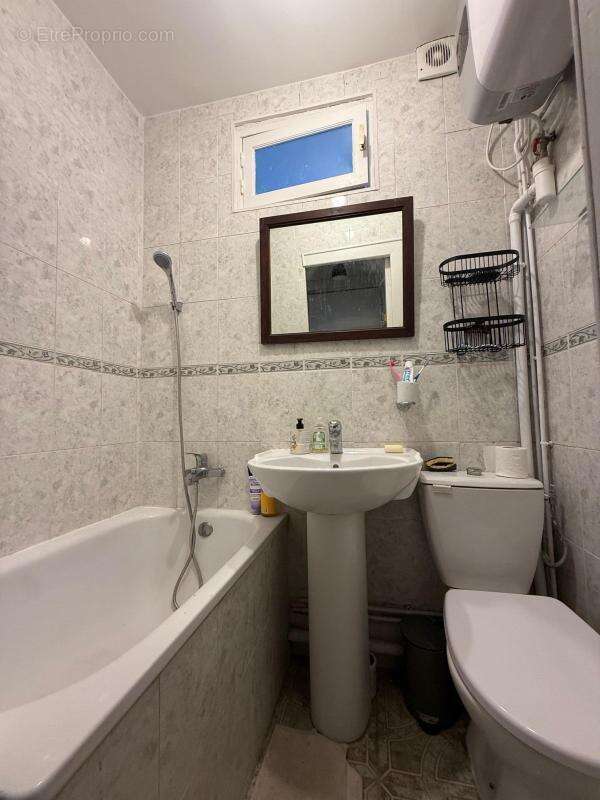 Appartement à PARIS-19E