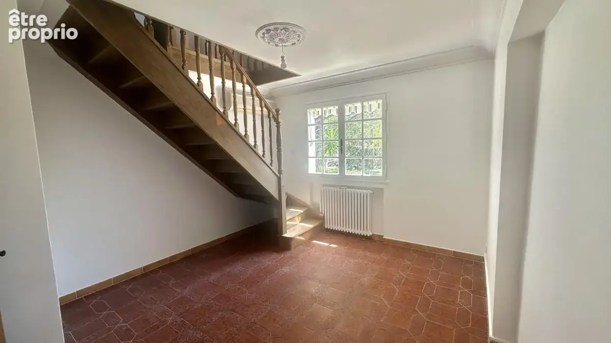 Villa composée de 2 appartements - 264m2 - Draguignan - photo 11