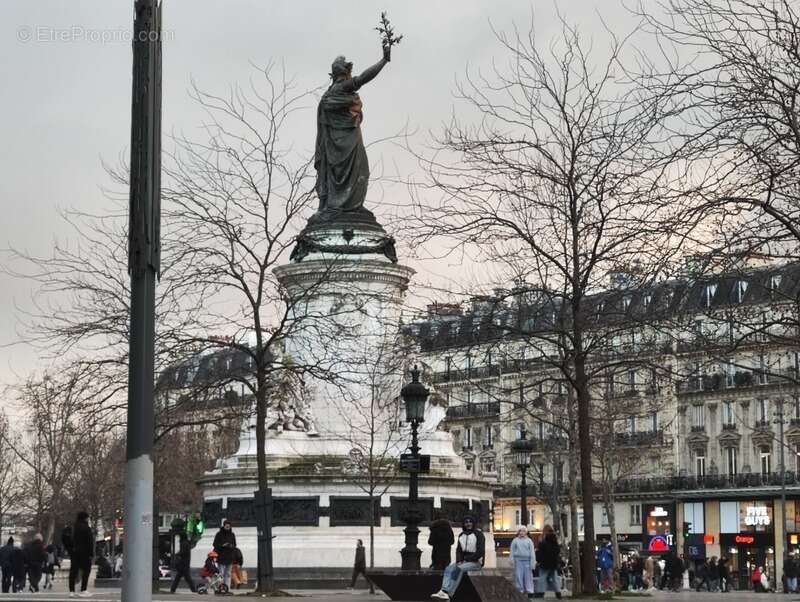 Appartement à PARIS-10E