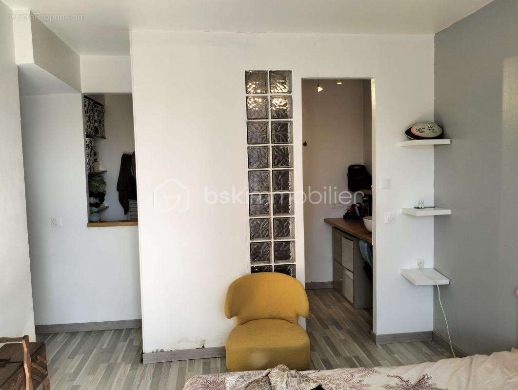 Maison à CINQ-MARS-LA-PILE