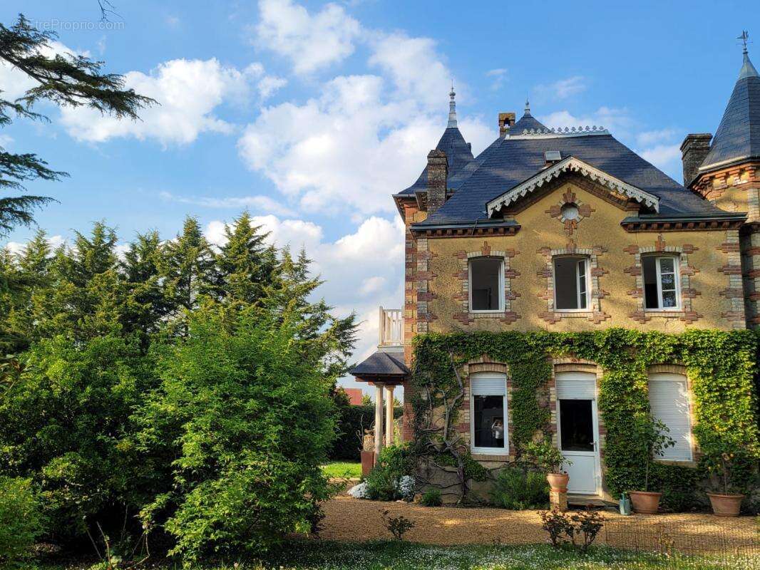 Maison à SAINT-CALAIS