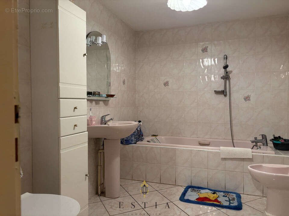 Maison à THIEBAUMENIL