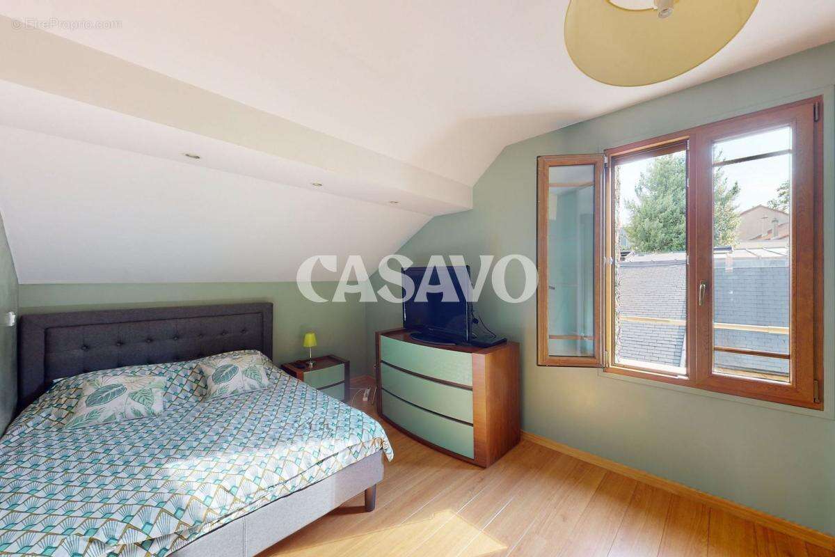 Vente Maison 8 pièces de 200m² - 92240 Malakoff - photo 11