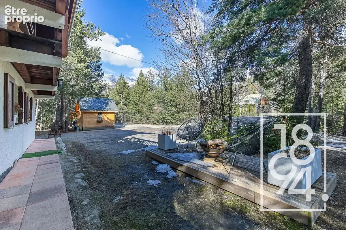 Chalet T12 à vendre Uvernet-Fours 04 (04400)  334 m²  Terrasses, Jardin  - photo 33