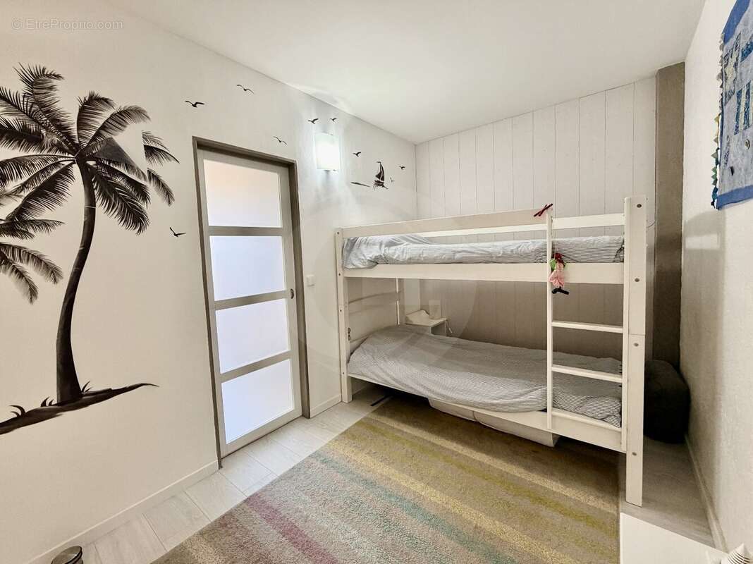 Appartement à BOUZIGUES