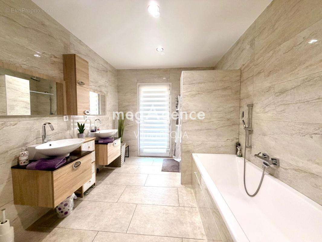 Maison à SAINT-CLEMENT