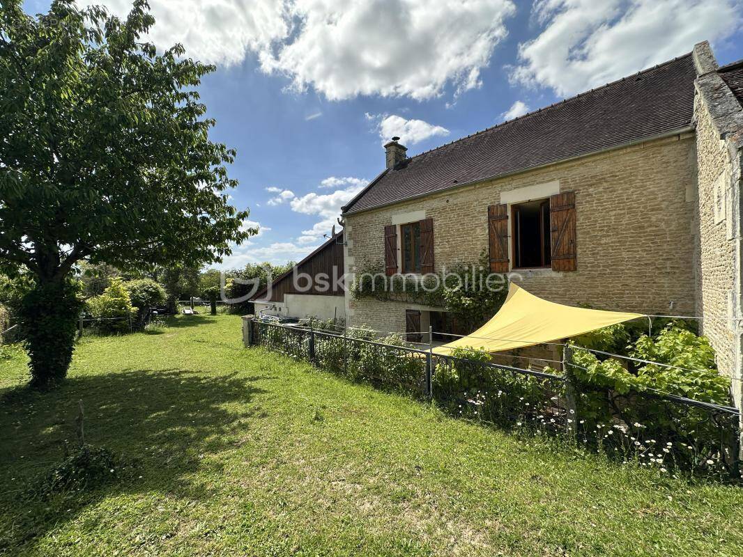 Maison à MOULT