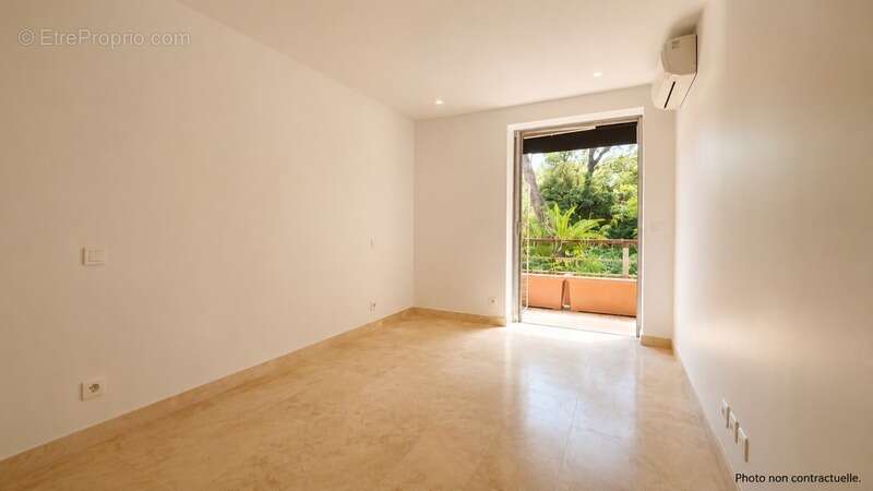 Appartement à SAINT-TROPEZ
