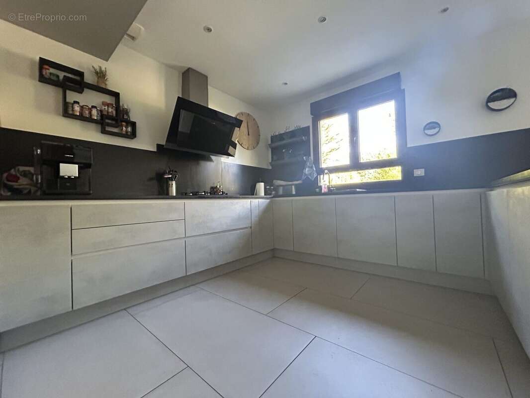 Maison à SAINT-GERMAIN-LES-CORBEIL