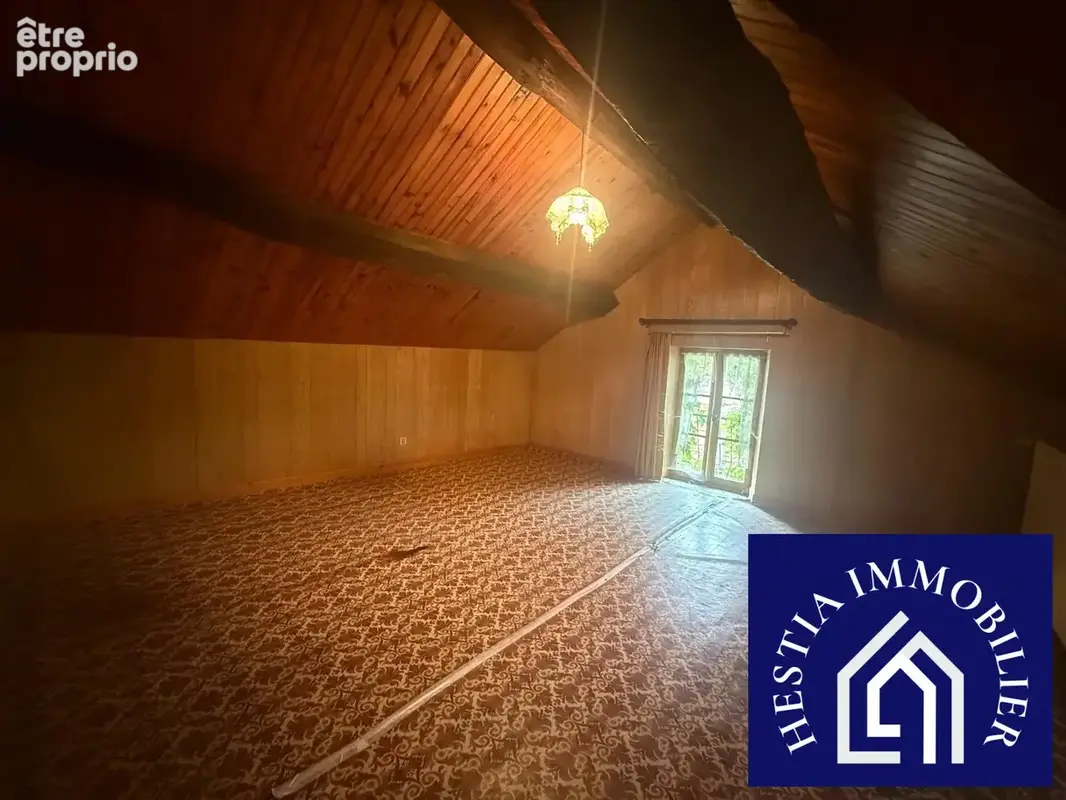 Maison 220 m² à Vannaire  - photo 2