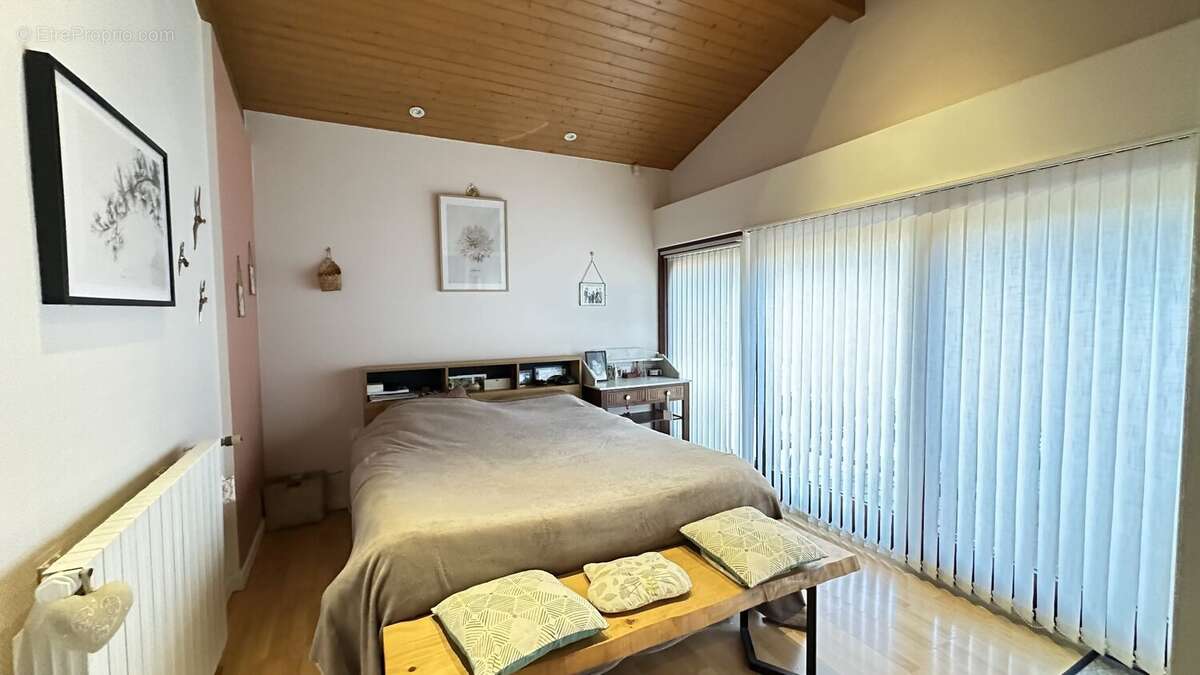 Villa d'architecte de type t7 de 188 m2 sur 2 hectares - photo 18