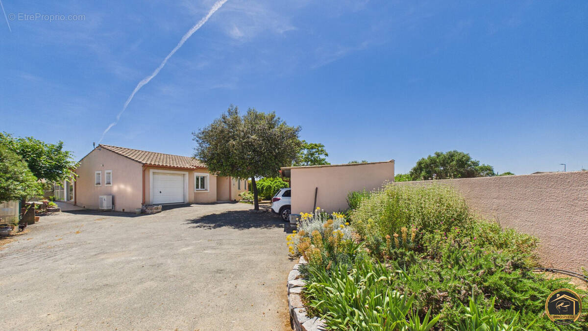 Maison à GINESTAS