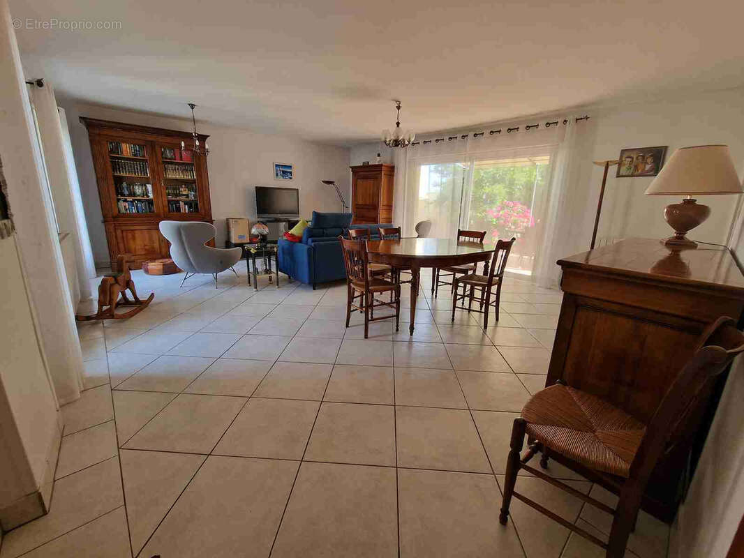 Maison à SAINT-ANDRE-DE-CUBZAC