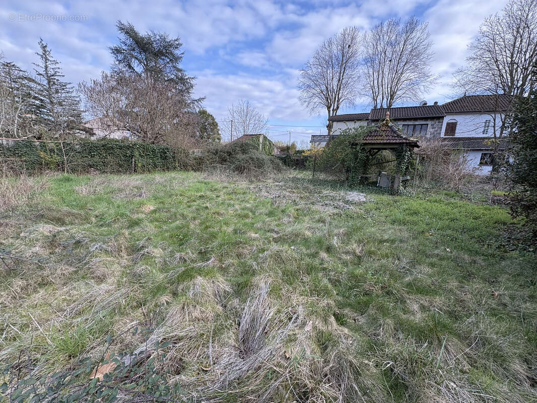 Maison à COLAYRAC-SAINT-CIRQ