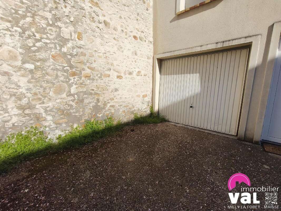 Maison à MILLY-LA-FORET