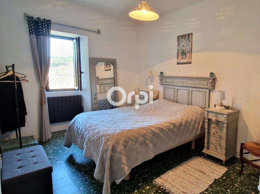 Maison à LARGENTIERE