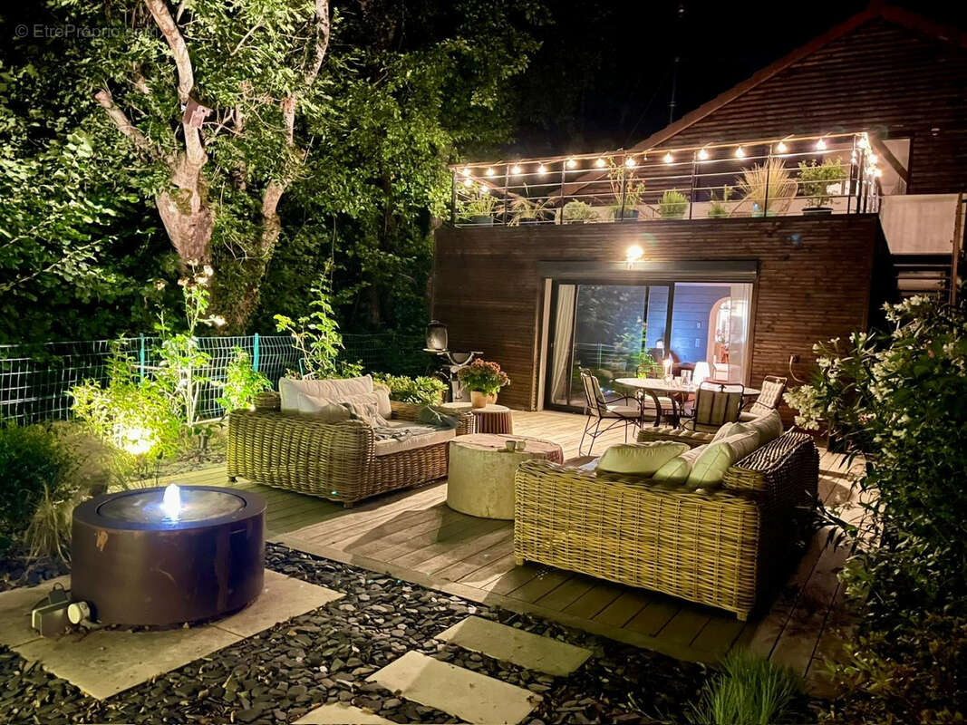 Maison à PREVESSIN-MOENS