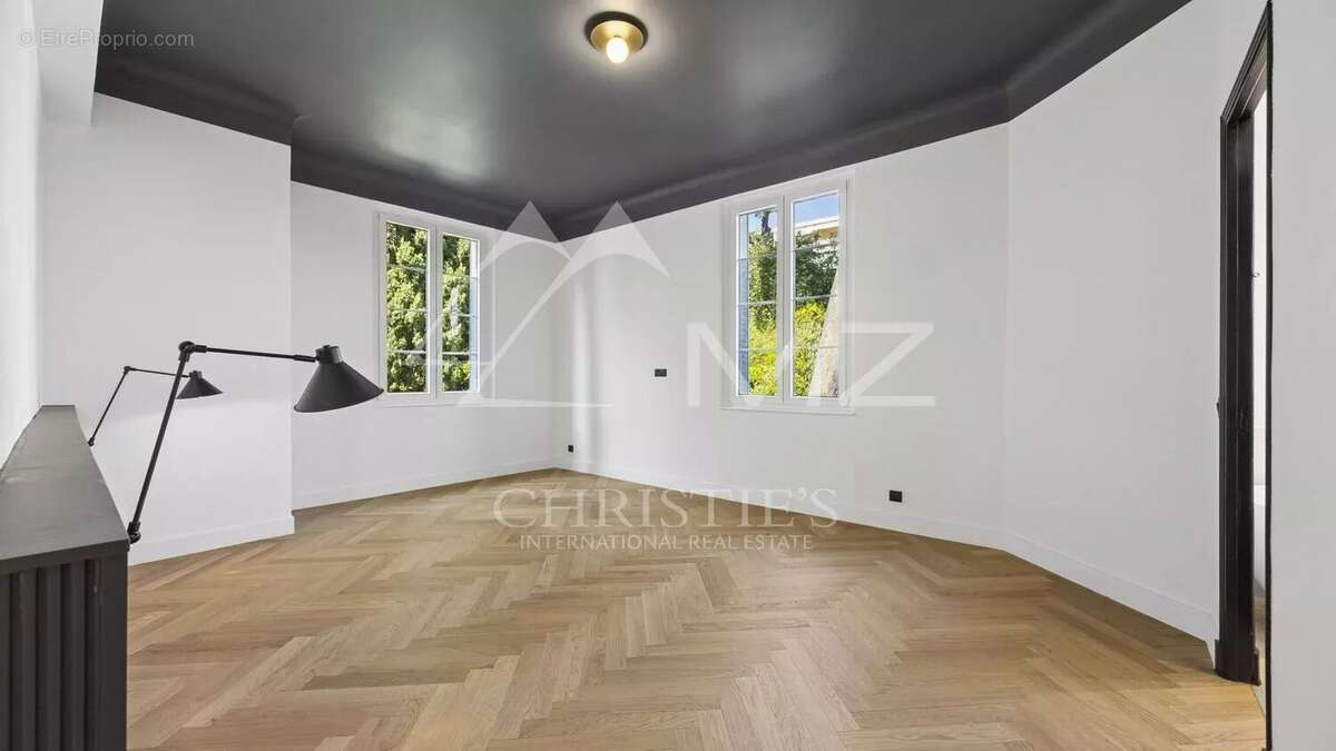 Le Cannet Europe : des volumes exceptionnels pour cet appartement - photo 10