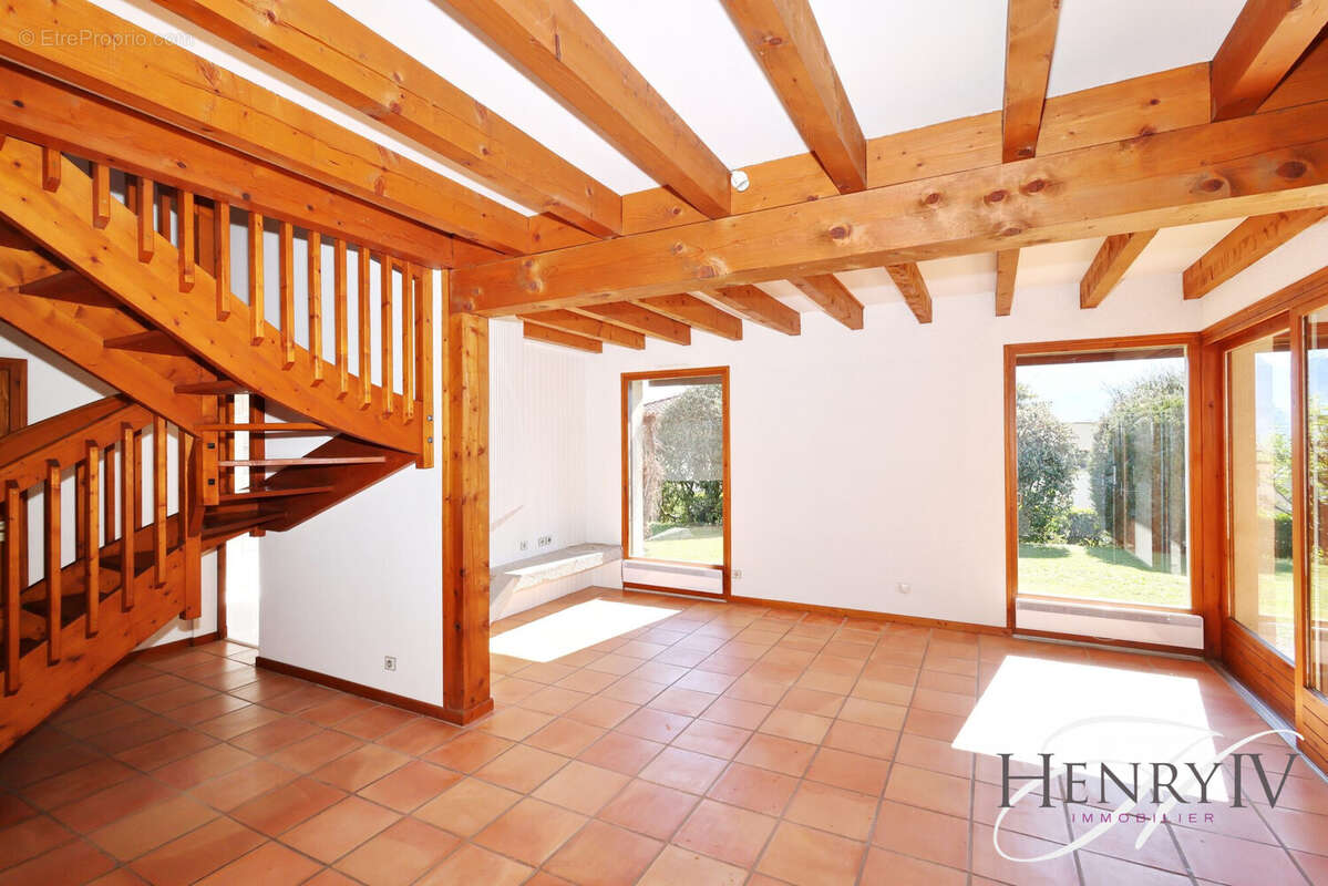 Maison à SAINT-ISMIER