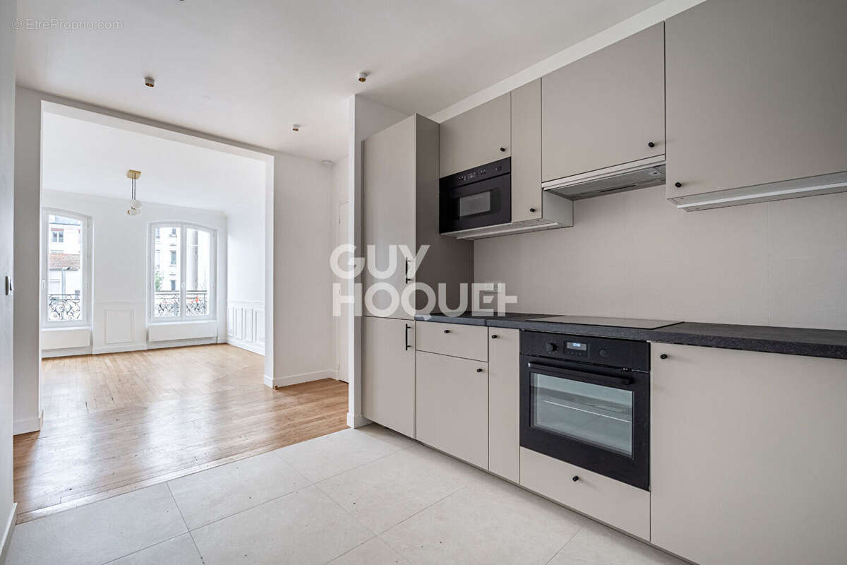 Appartement à ASNIERES-SUR-SEINE