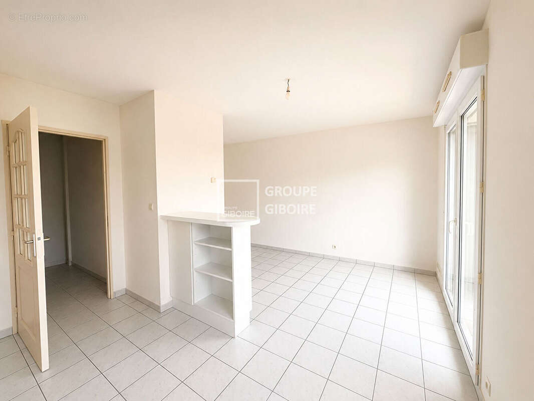 A vendre - agence giboire - grand studio avec balcon - rezé pont-rousseau - photo 3