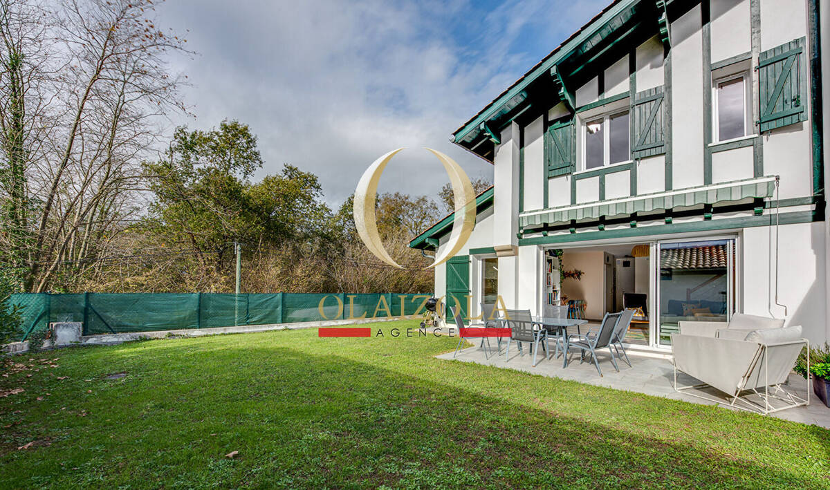 Maison à SAINT-PEE-SUR-NIVELLE