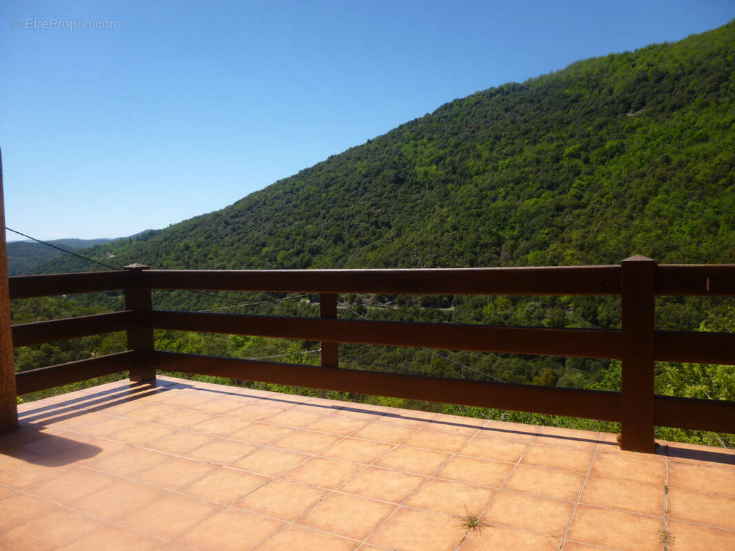 Maison à NOTRE-DAME-DE-LA-ROUVIERE