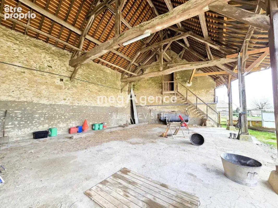Maison de 7 pièces de 200m² - photo 11