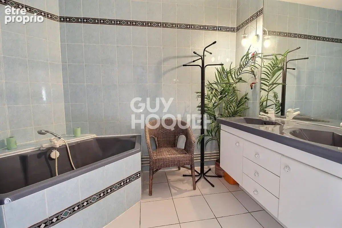 Maison Chaville Vélizy RERC 7 pièces 164 m2 avec piscine - photo 15