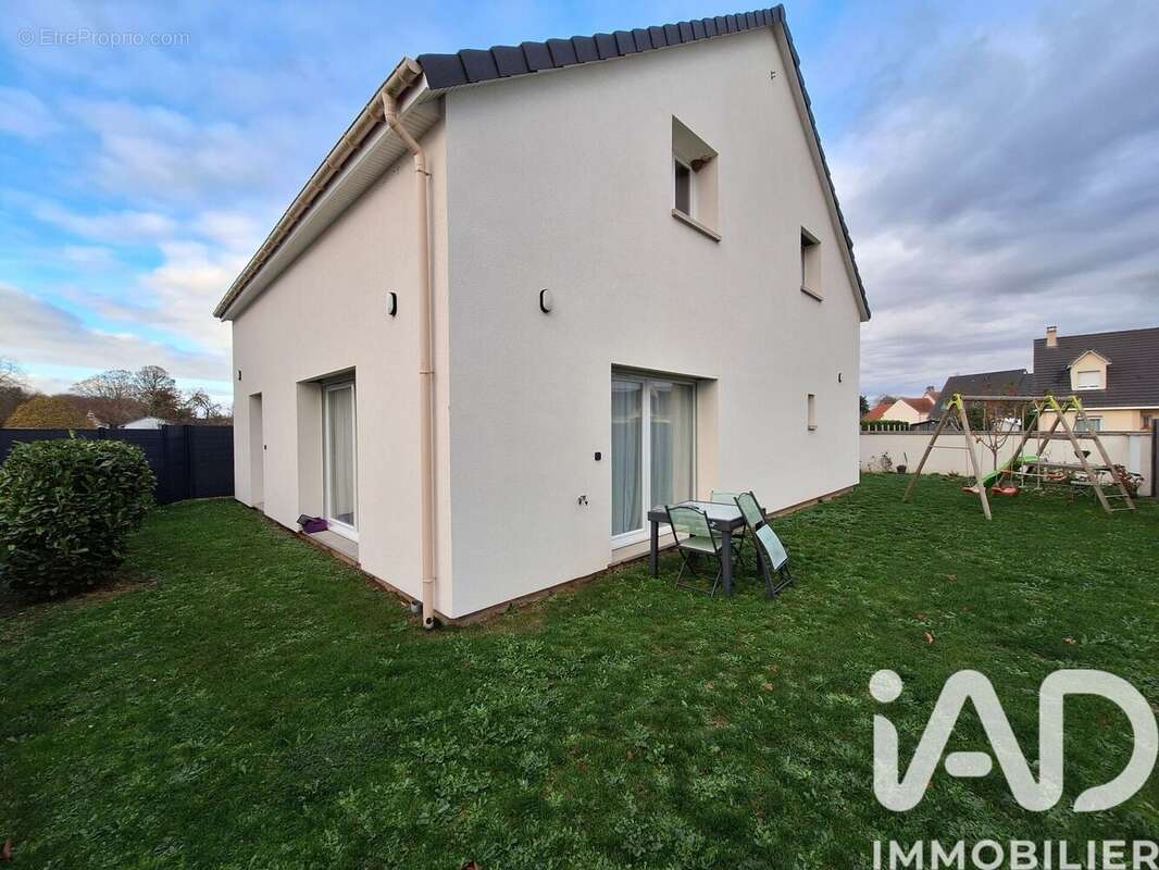 Photo 2 - Maison à HUEST